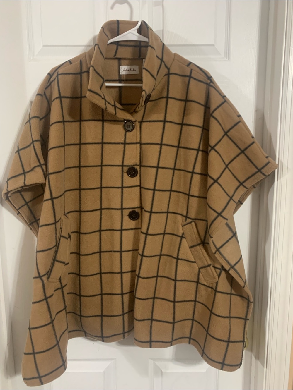 Moda Camel and Black Windowpane Coat Label Detail